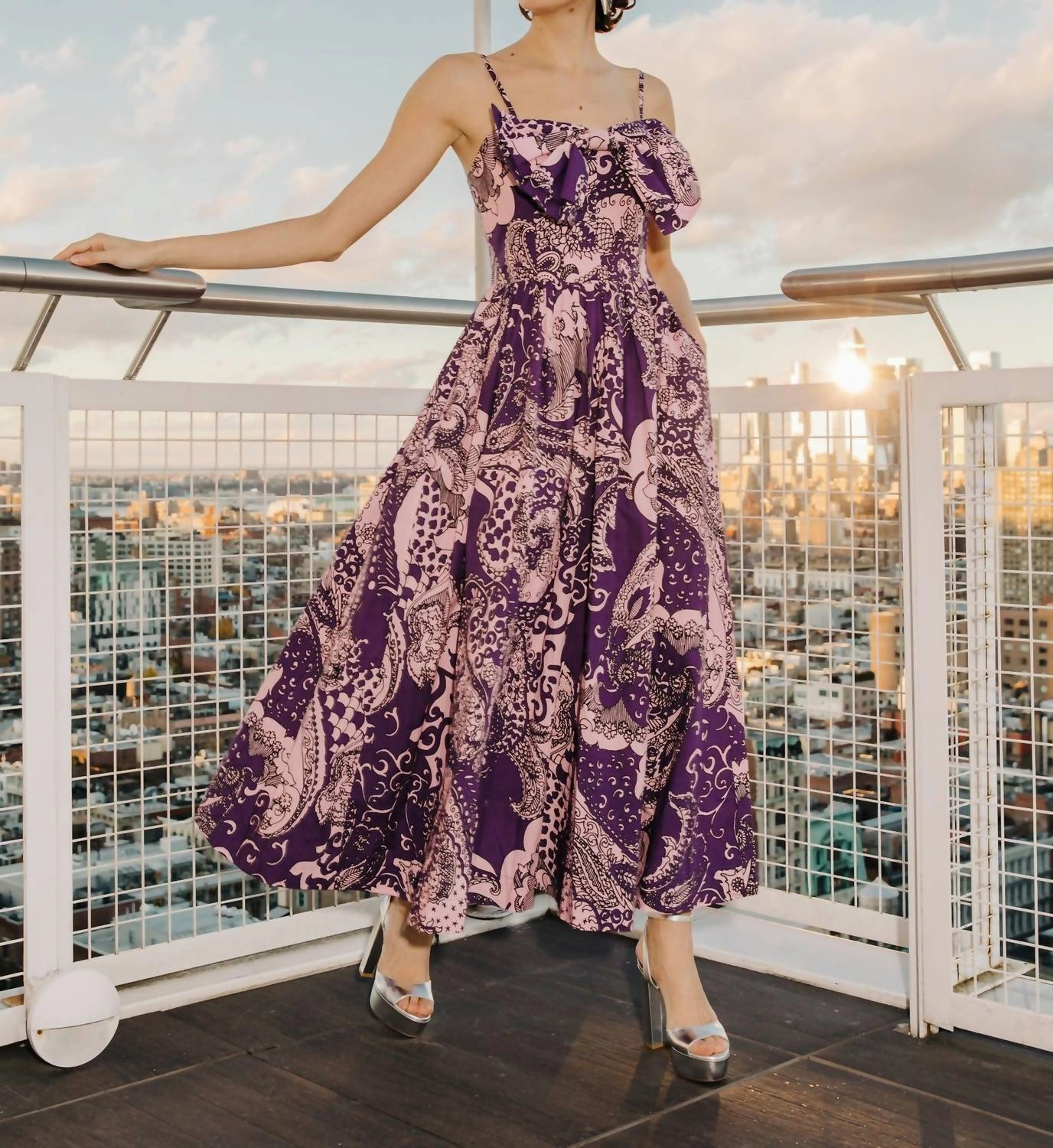 Dolcia Midi Dress In Rolling Winds Print