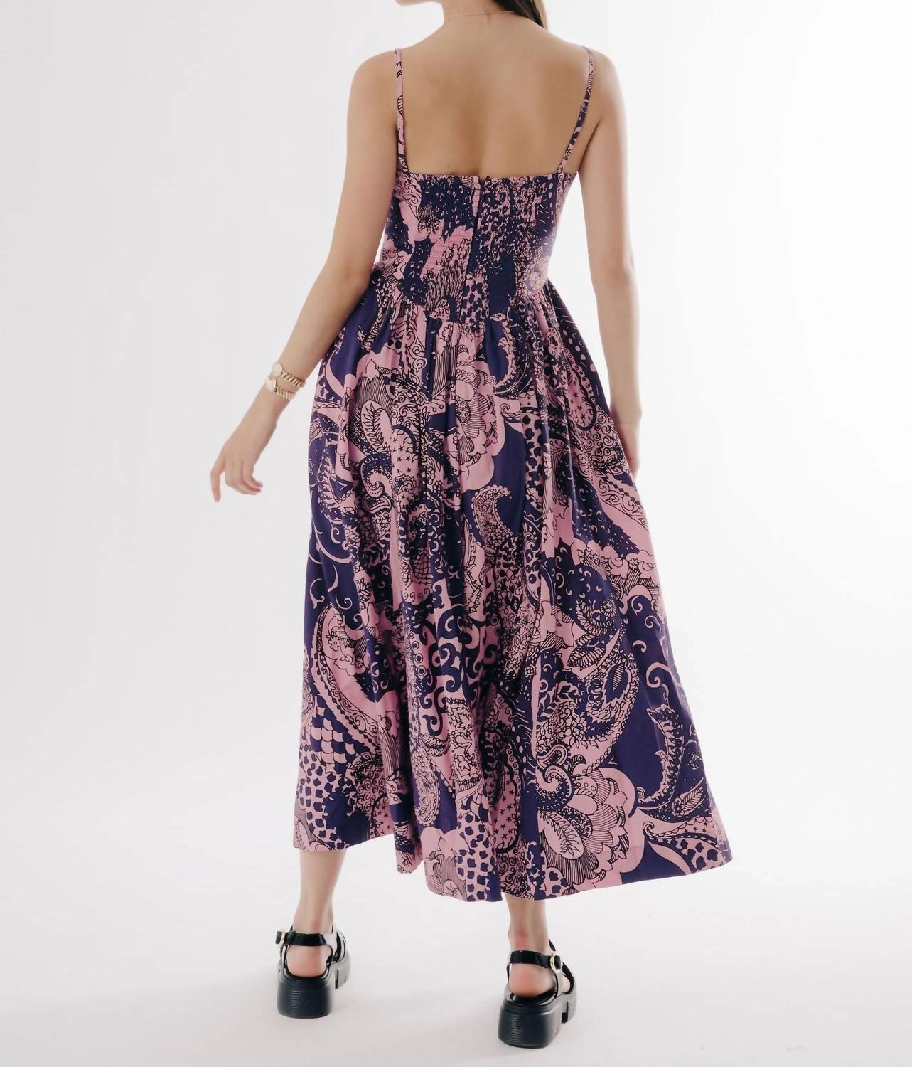 Dolcia Midi Dress In Rolling Winds Print