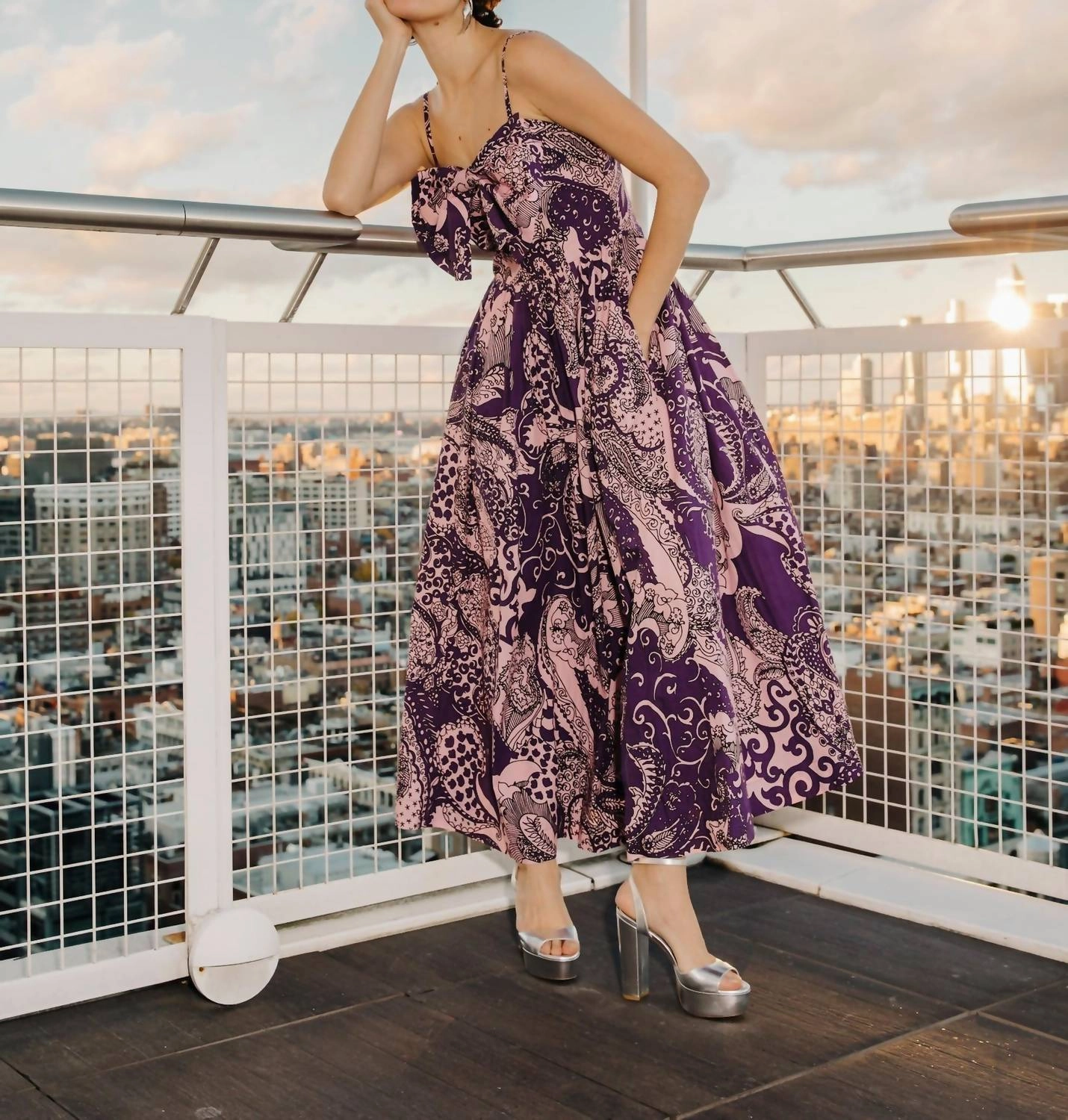 Dolcia Midi Dress In Rolling Winds Print