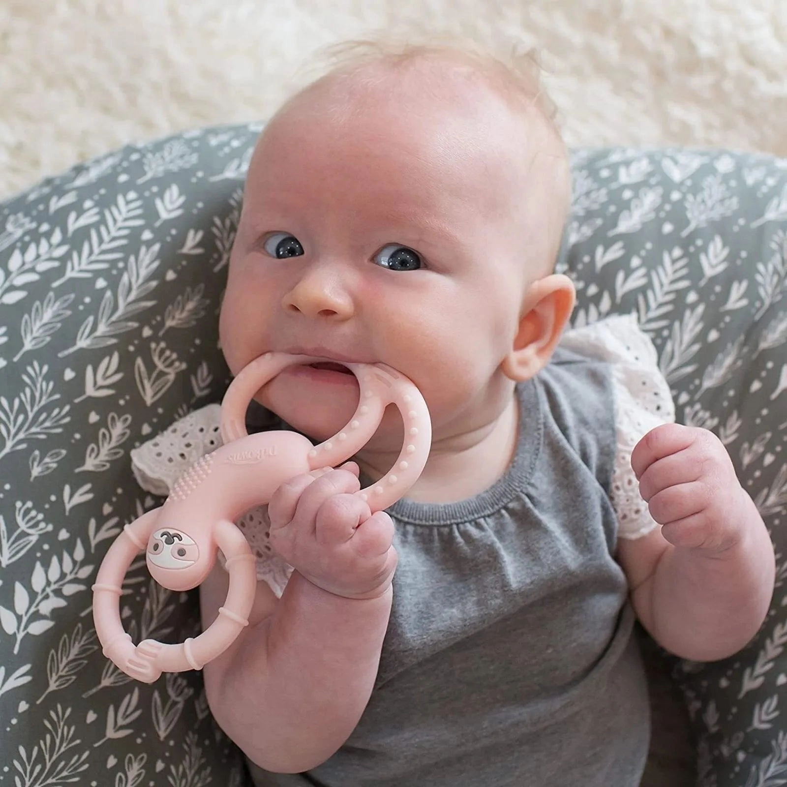 Dr. Brown's Sloth Long Limbed Teether 3  months - Pink