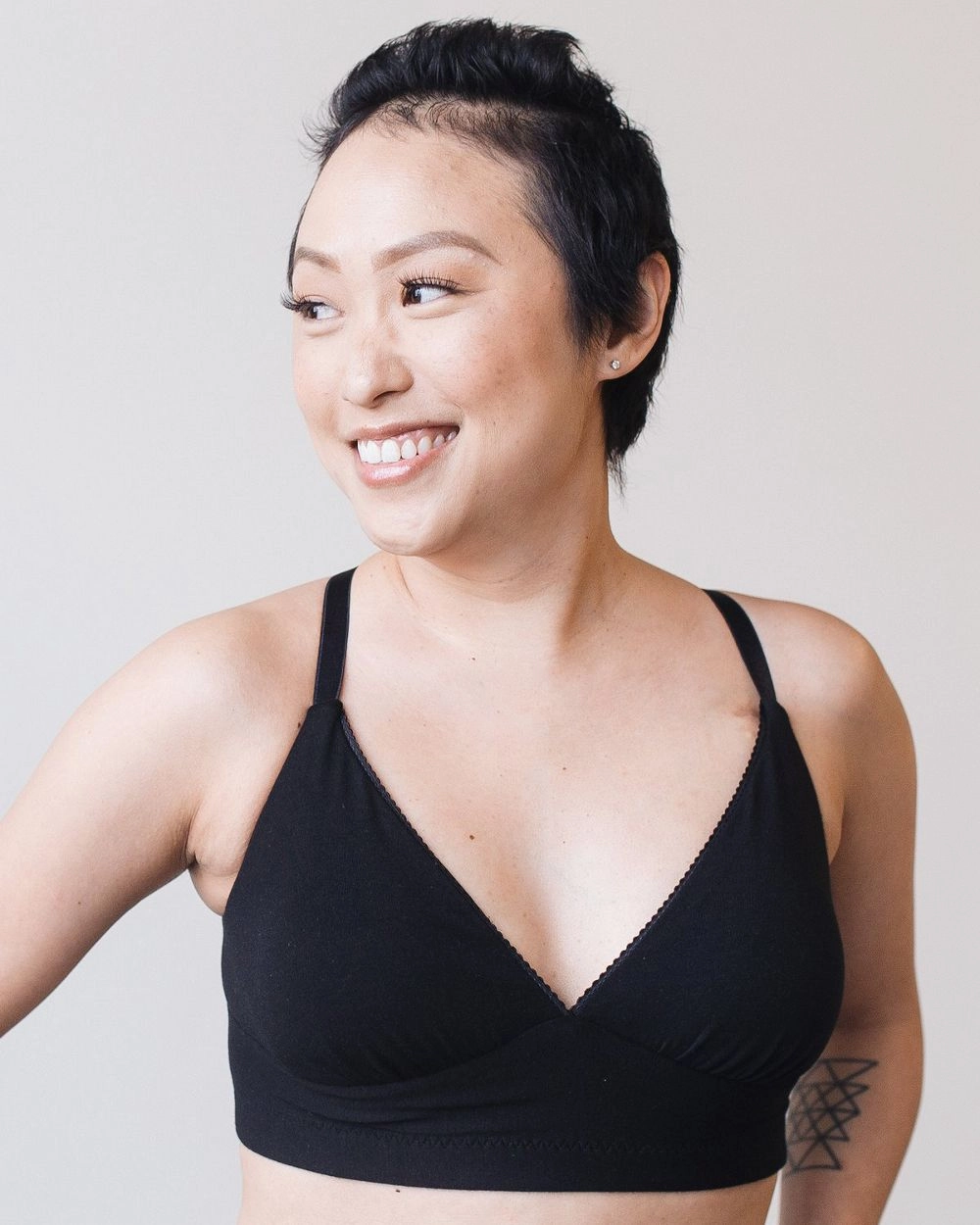Pocketed Plunge Bra